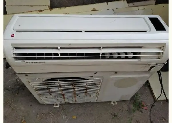 Vendo ar condicionado $ 900 instalação ja incruida