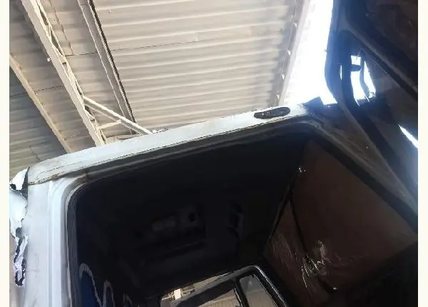 Cabine mercedes mb1214 e outros, cara chata