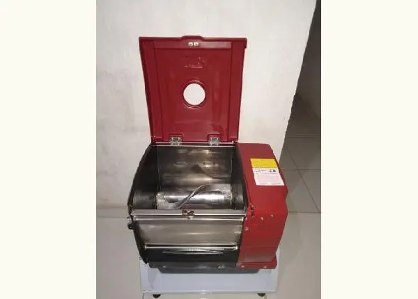 Aluga -se Masseira para pizzarias, restaurante, bares, hotéis, lanchonete, etc