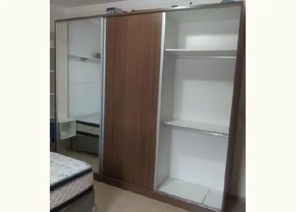 Guarda roupa casal