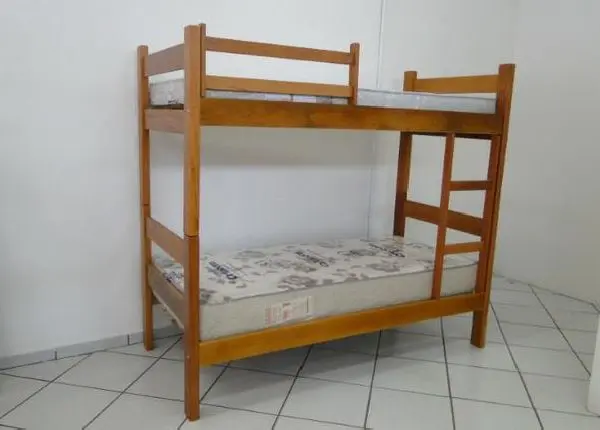 Beliche de madeira maciça Angelim 550, 00 á vista ou 10x59, 00 me chama no whatsapp