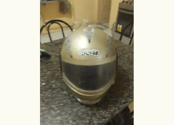 Capacete