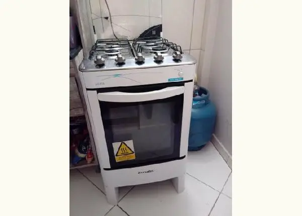 Vendo Fogão 4 bocas