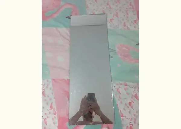 Prateleiras.duas braçadeiras mais 1 espelho da para fazer uma prateleira