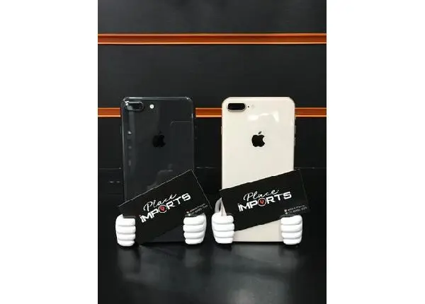 IPhone 8 Plus 64gb loja física aceitamos cartão SÓ VENDA