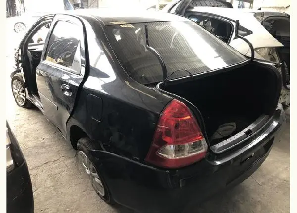 Sucata Etios Sedan 2015