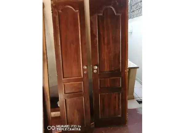 Voando porta maciça de imbuía