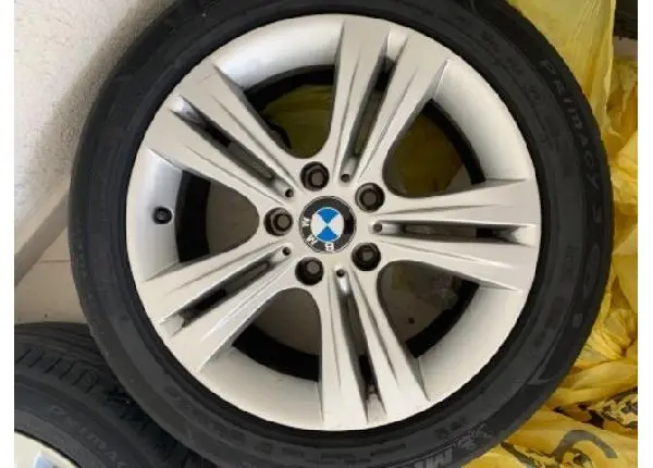 Roda bmw Sport aro17 pneus runflat