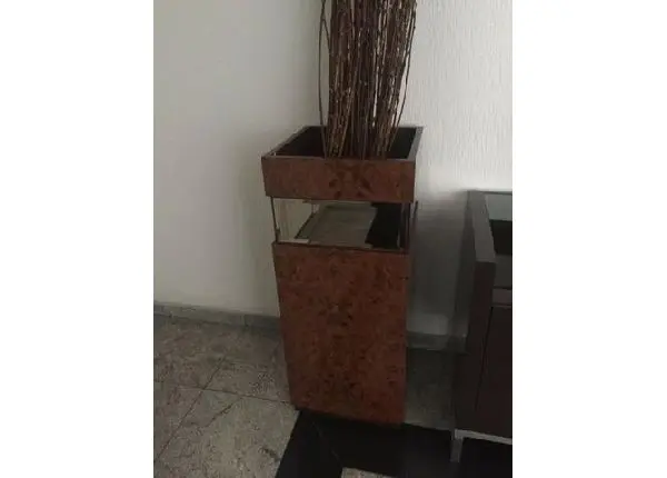Cachepô em radica com vidro bronze