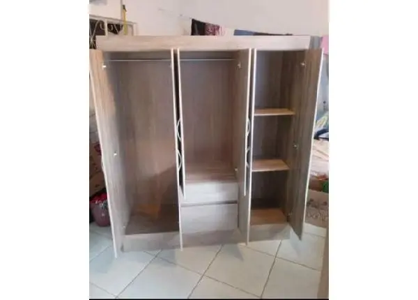Guarda Roupa 400 reais