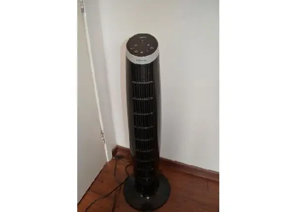 Ventilador de Torre Electrolux TFV10 com 3 Velocidades - 220V (com controle)
