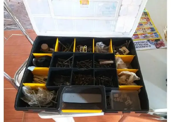 Caixas de ferramentas e ferramentas