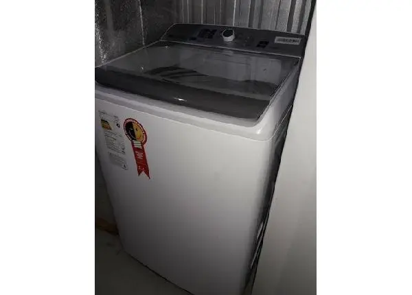 Máquina de Lavar Roupas Panasonic Active 14 kg Pouquíssimo Uso