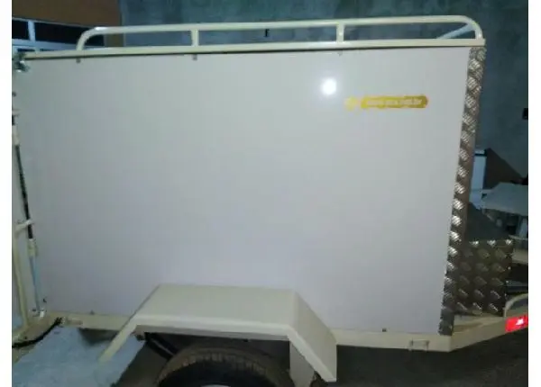 Carretinha Baú Isotérmica