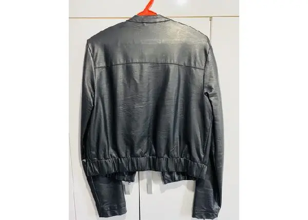 Jaqueta de couro tamanho 38