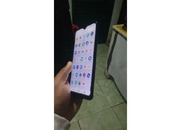 Vendo celular motoone 2020 novinho paguei 1.100 nele tô vendendo por 700