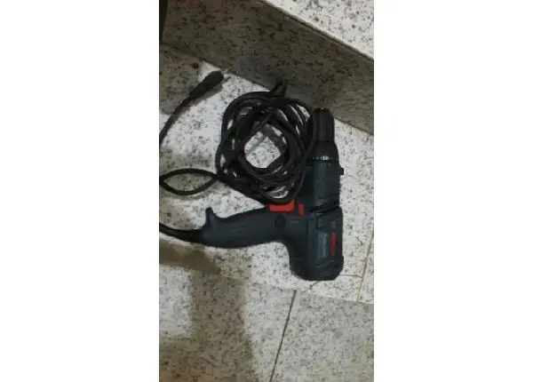 Furadeira e parafusadeira bosch