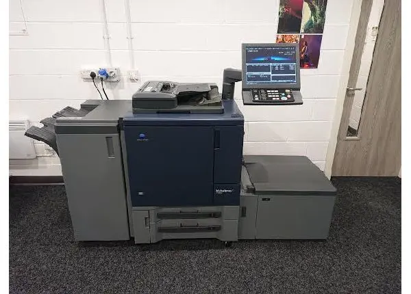 Konica Minolta c 6000
