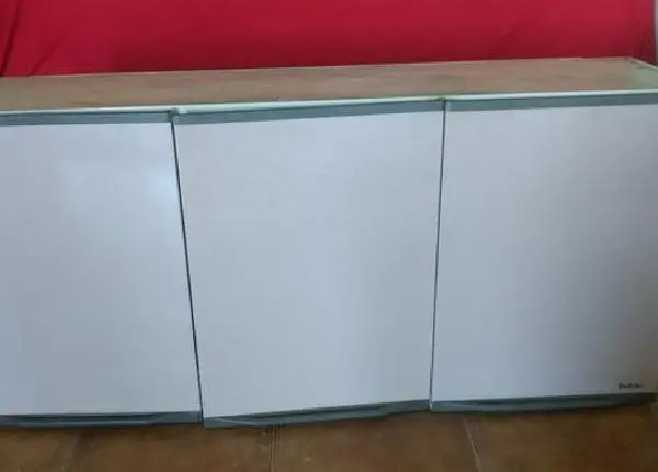 Armário de Cozinha Cor Bege Claro
