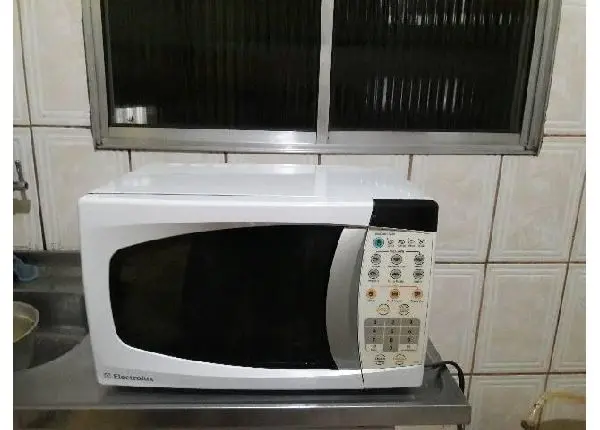Forno microondas