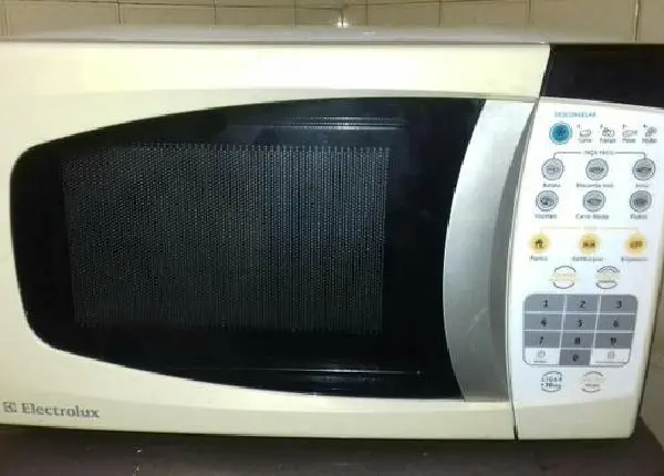Microondas Electrolux 127V 18 litros