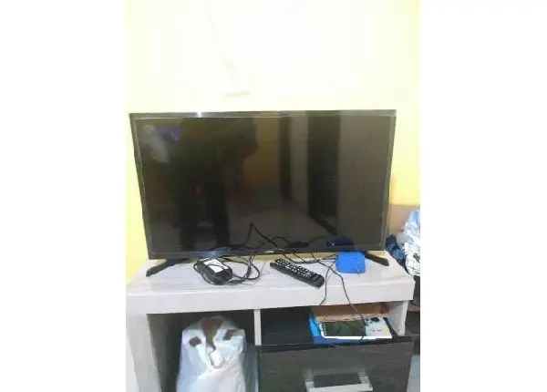 Smart TV Samsung 2 meses de uso