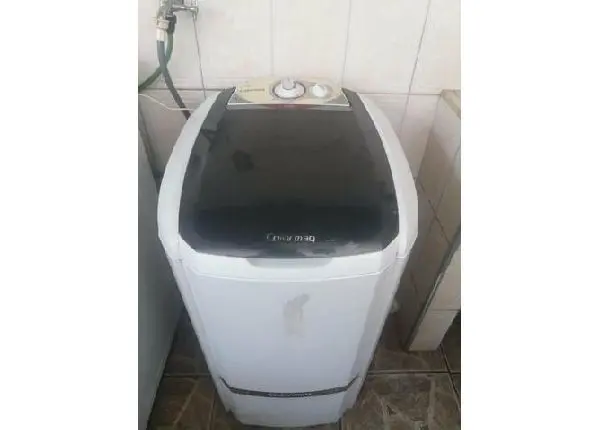 Tanquinho semi novo