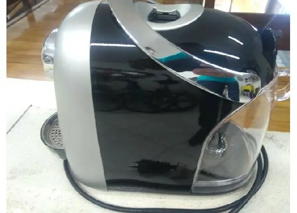 Máquina de Café Expresso Três Corações