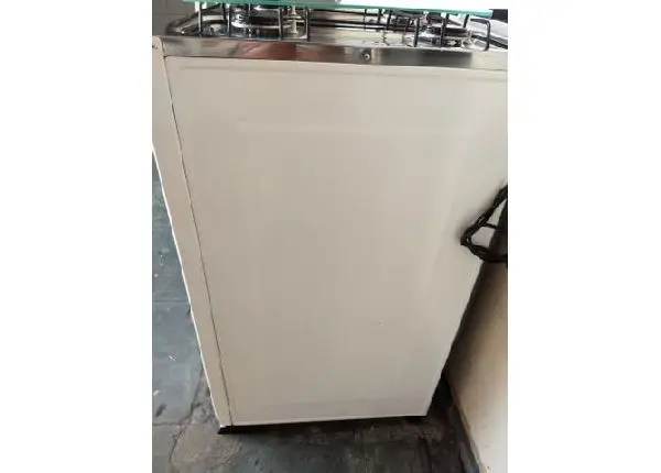 Vendo fogão Esmaltec 4 bocas automático