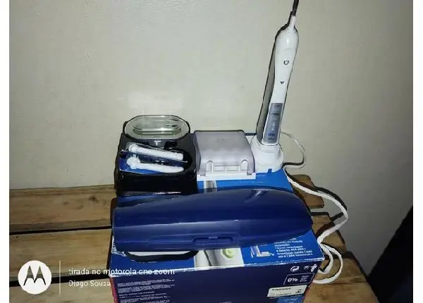 Escova elétrica Oral B