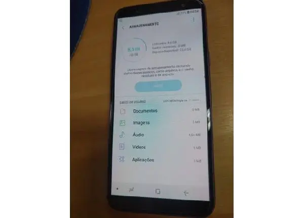 Samsung j6 semi-novo 32 gb