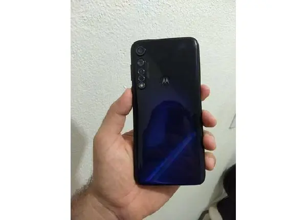 Moto G8 plus - NOVO