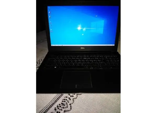 Vende se notebook Dell Core l7
