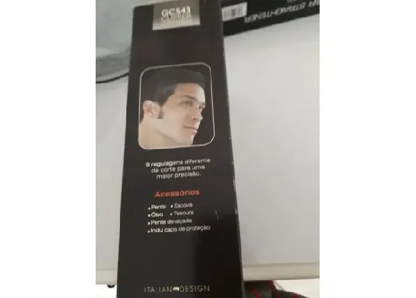 Maquina de cortar cabelo e faz barba