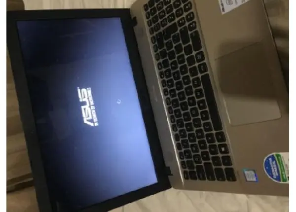Notebook Asus