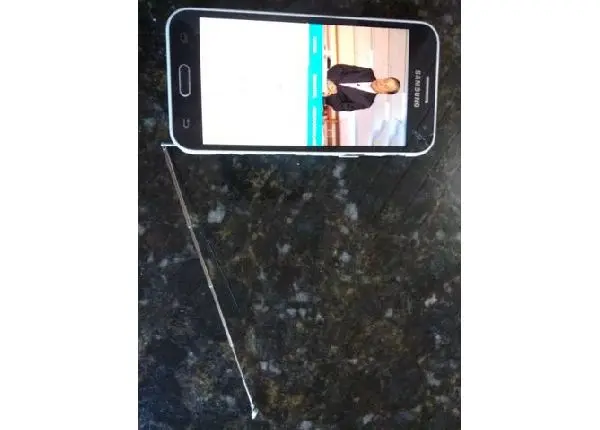 Vende-se um celular Samsung j1