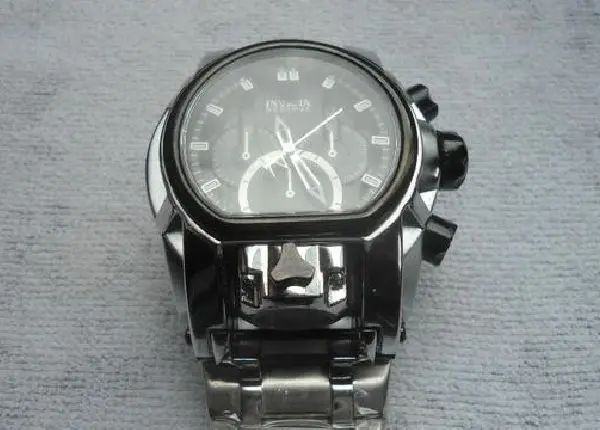Invicta Magnum