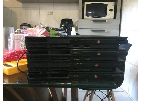 Lote com 4 PlayStation 2 ( Leia a Descrição)