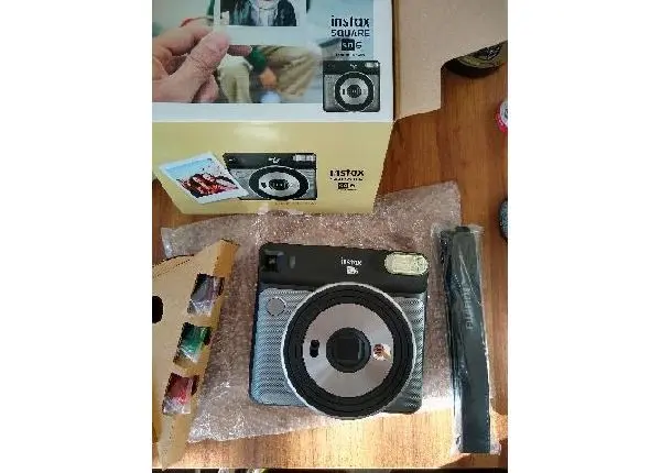 Câmera instax Square sq 6