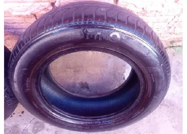 2 Pneus Fate semi novo