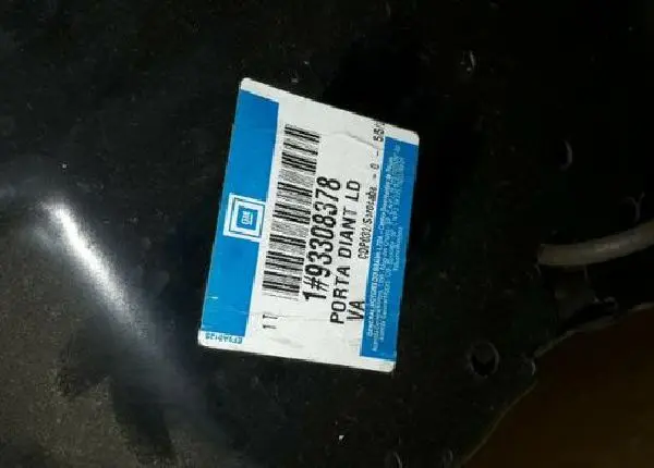* Porta dianteira LD Vectra