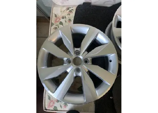 Jogo de rodas originais Volkswagen Aro 16