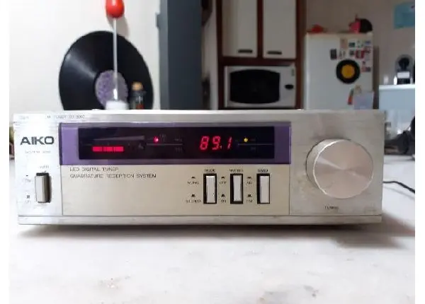 Tuner Aiko Am/Fm Dt 3000