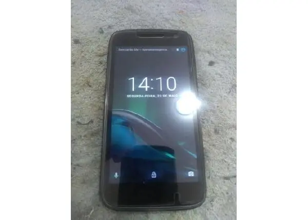 Torro moto G4 play praticamente novo (parcelo e entrego)