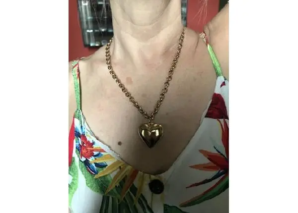 Três colares por R$10