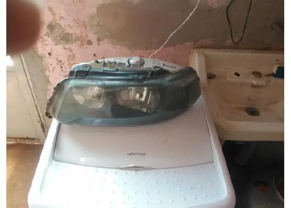 Farol foco duplo mascara Negra