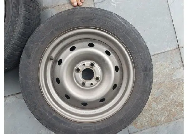 Roda de ferro Aro 15