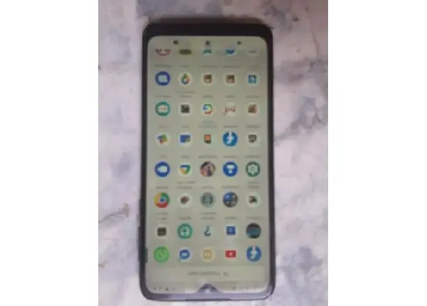 Moto g8 play