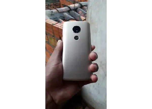 Barbadaaa!!! Moto e5
