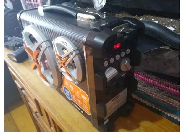 Caixa amplificada